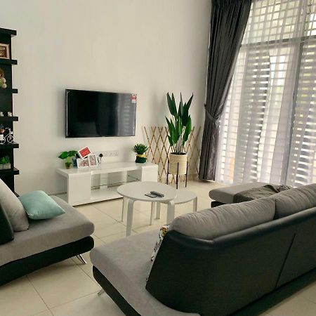 Brand New Cosy Minimalist Home Butterworth Kültér fotó